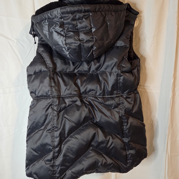 Roper Women's Sleek Black Down Filled Quilted Vest Detatchable Hood Size L - Picture 8 of 12
